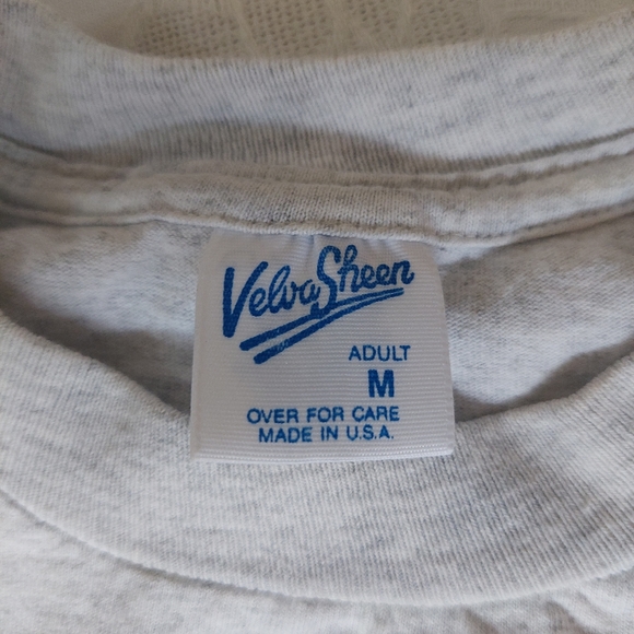 VelvaSheen Mickey t-shirt - Picture 3 of 6